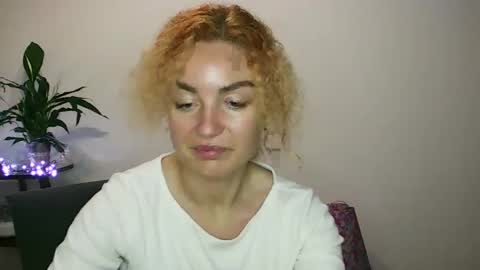 reddgirll online show from 01/26/25, 09:29