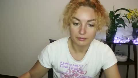 reddgirll online show from 02/01/25, 09:40