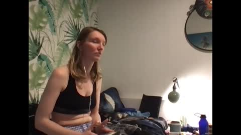 Redfox online show from 12/03/25, 02:37