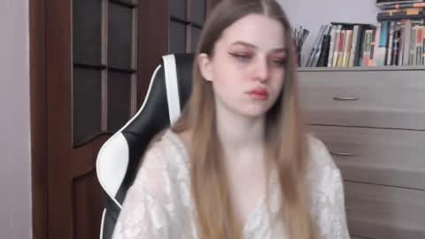 Lily online show from 02/26/25, 02:37