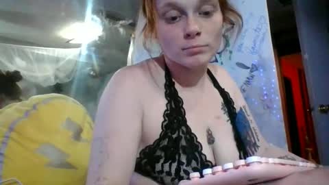 Snapshot of redheadslutwife8803 chatting on 04/03/26, 04:54 Lenae Redd online show from 04/03/26, 04:54