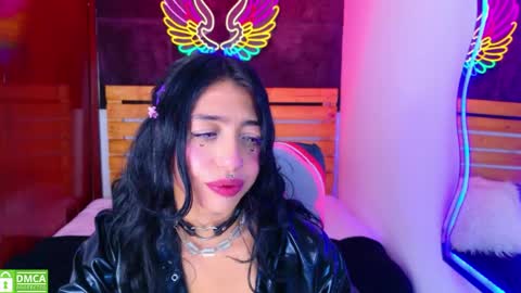 Snapshot of redhotter_ chatting on 04/03/26, 07:45 Lili Lopez online show from 04/03/26, 07:45