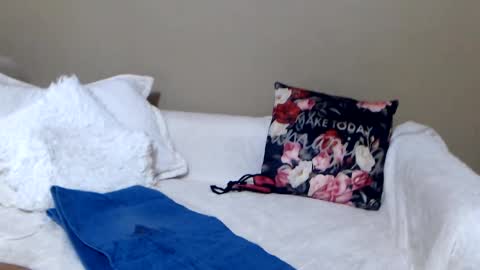 izabell online show from 01/09/25, 04:49