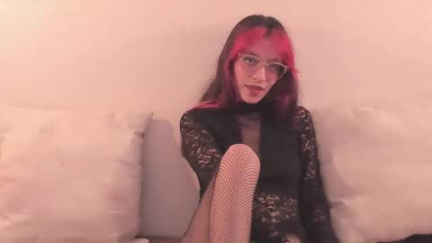 Meloddy online show from 03/11/25, 07:47