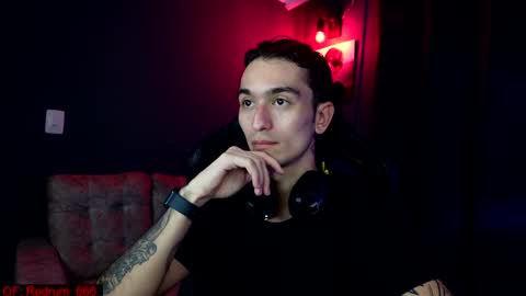 Red online show from 12/06/24, 07:01
