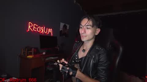 Red online show from 11/16/25, 11:43
