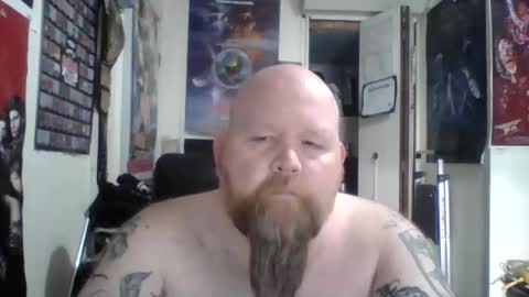 Snapshot of redrumthefool chatting on 10/20/25, 05:35 The fool online show from 10/20/25, 05:35