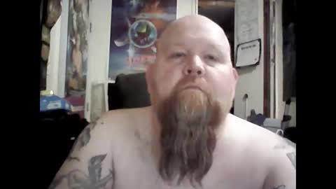 Snapshot of redrumthefool chatting on 04/22/26, 01:45 The fool online show from 04/22/26, 01:45