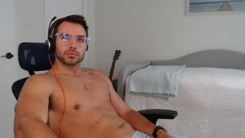 redstar461163 online show from 08/03/26, 01:49