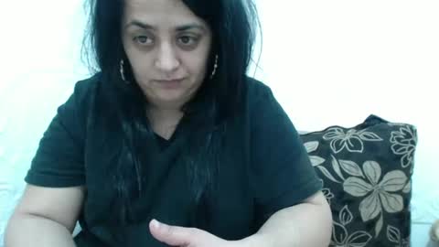 Snapshot of reeapassion chatting on 02/07/25, 12:09 Reea online show from 02/07/25, 12:09
