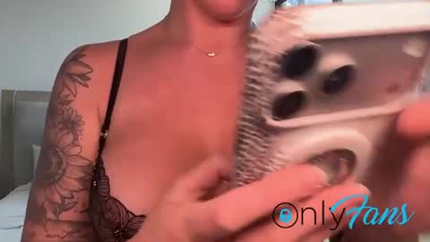 reecemariexx online show from 06/22/26, 07:11