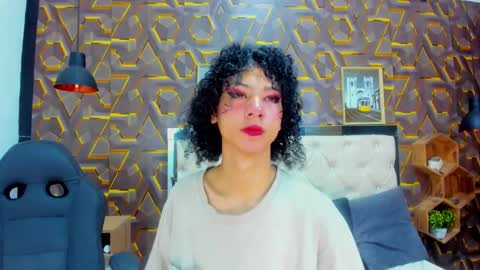 Snapshot of reed_kitty chatting on 11/17/25, 12:44 reed_kitty online show from 11/17/25, 12:44