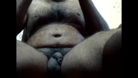 Snapshot of reegan889 chatting on 02/15/25, 02:47 reegan889 online show from 02/15/25, 02:47