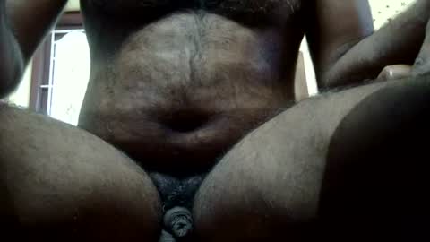 Snapshot of reegan889 chatting on 02/25/25, 03:42 reegan889 online show from 02/25/25, 03:42