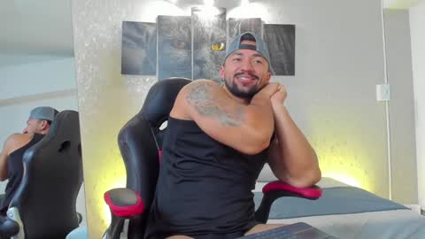 Snapshot of regan_pearson chatting on 12/14/24, 06:02 Regan online show from 12/14/24, 06:02