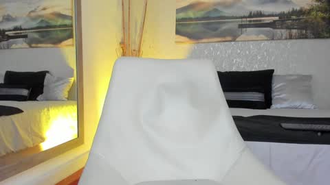 Snapshot of regan_pearson chatting on 01/27/25, 10:27 Regan online show from 01/27/25, 10:27