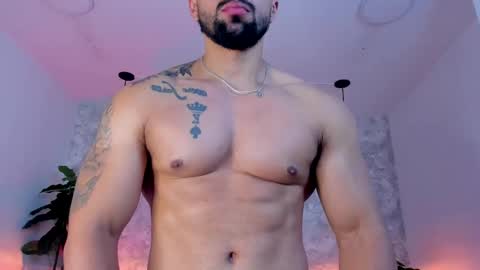 Snapshot of regan_pearson chatting on 10/14/25, 03:18 Regan online show from 10/14/25, 03:18