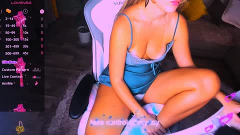 reggieMeow online show from 12/07/24, 04:20