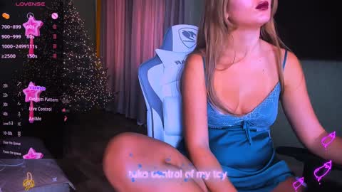 reggieMeow online show from 12/15/24, 05:56