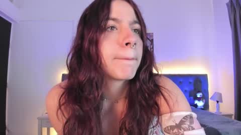 Snapshot of regina_blum chatting on 12/03/25, 12:47 Regina online show from 12/03/25, 12:47