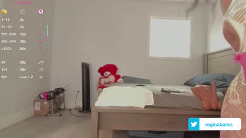 reginabanx online show from 10/02/25, 10:28