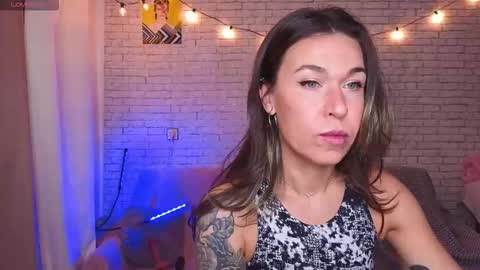 ReginaHawkinss online show from 10/10/25, 10:47