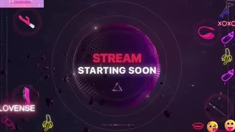 Snapshot of reginamoon12 chatting on 10/04/25, 01:09 Alisa online show from 10/04/25, 01:09