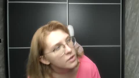 Regina online show from 02/01/25, 10:26