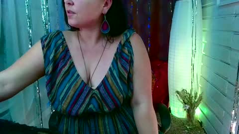 Karina online show from 12/11/24, 11:21