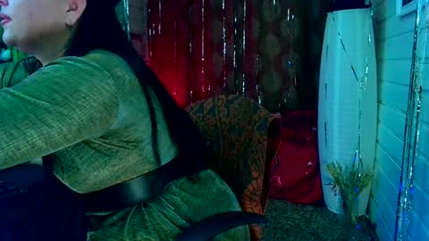 Karina online show from 12/20/24, 01:47