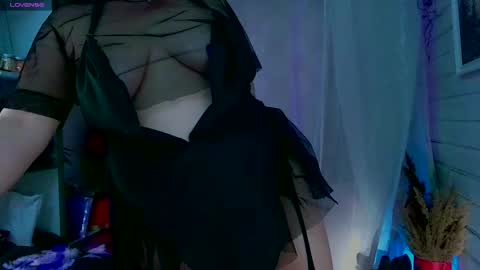 Karina online show from 02/10/25, 11:46