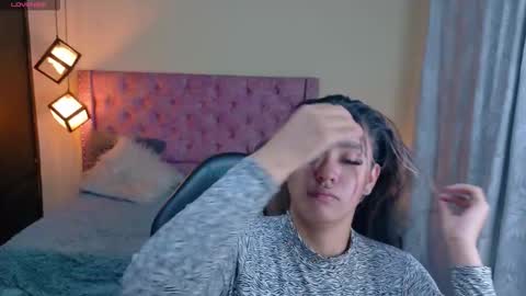 reichell princess online show from 10/18/25, 05:21