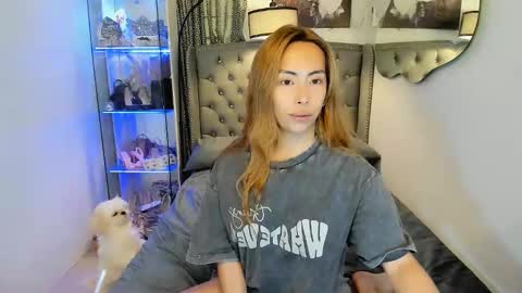 reighnempress online show from 09/18/25, 01:40