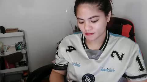 Snapshot of reign2525 chatting on 09/14/25, 01:54 reign2525 online show from 09/14/25, 01:54