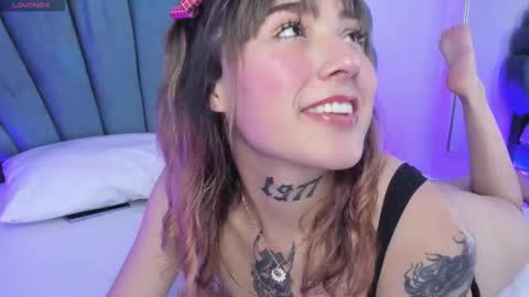 Reika  online show from 10/20/25, 03:56