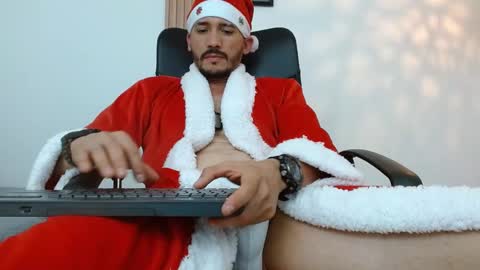   REIKO  online show from 12/28/24, 06:29