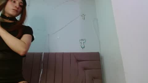 reiv_femboy online show from 06/19/26, 04:06