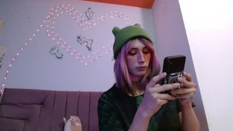 reiv_femboy online show from 07/16/26, 03:45