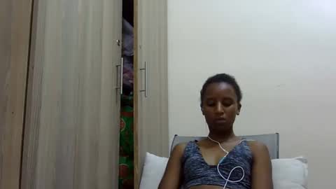 rellings-maya online show from 12/19/24, 02:12