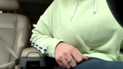 Snapshot of remmissecrets chatting on 01/19/25, 07:15 remmissecrets online show from 01/19/25, 07:15