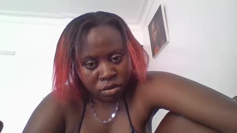 Snapshot of remmy_luna chatting on 04/11/26, 10:19 Remmy luna online show from 04/11/26, 10:19
