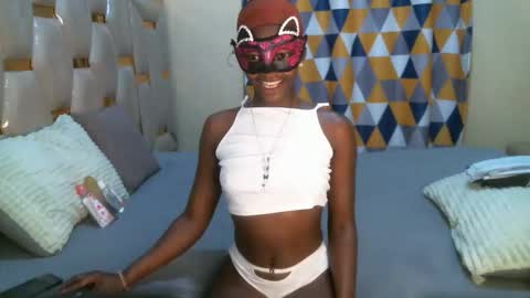 remmyqueen online show from 04/17/26, 05:10