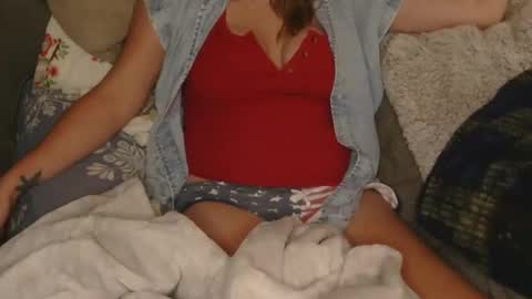 remote_couch online show from 10/20/25, 06:41