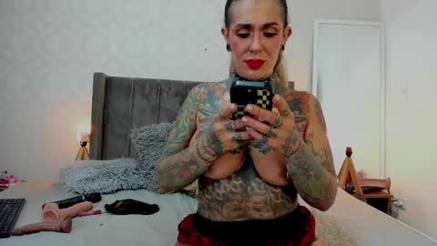 Laura online show from 05/29/26, 08:29