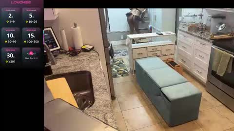 remyxavier online show from 11/30/25, 03:21