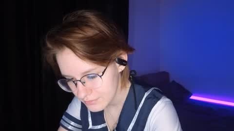 Snapshot of renaeblaski chatting on 05/06/26, 07:08 Claire online show from 05/06/26, 07:08