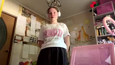 Annabel online show from 06/07/26, 08:18