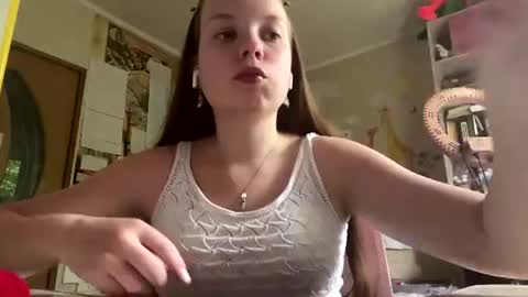 Annabel online show from 06/15/26, 08:05
