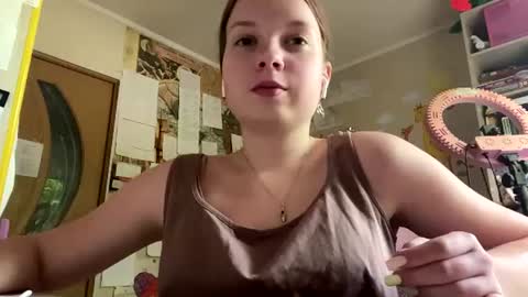 Annabel online show from 06/18/26, 09:14