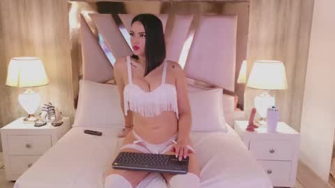 Renata online show from 09/12/25, 10:37